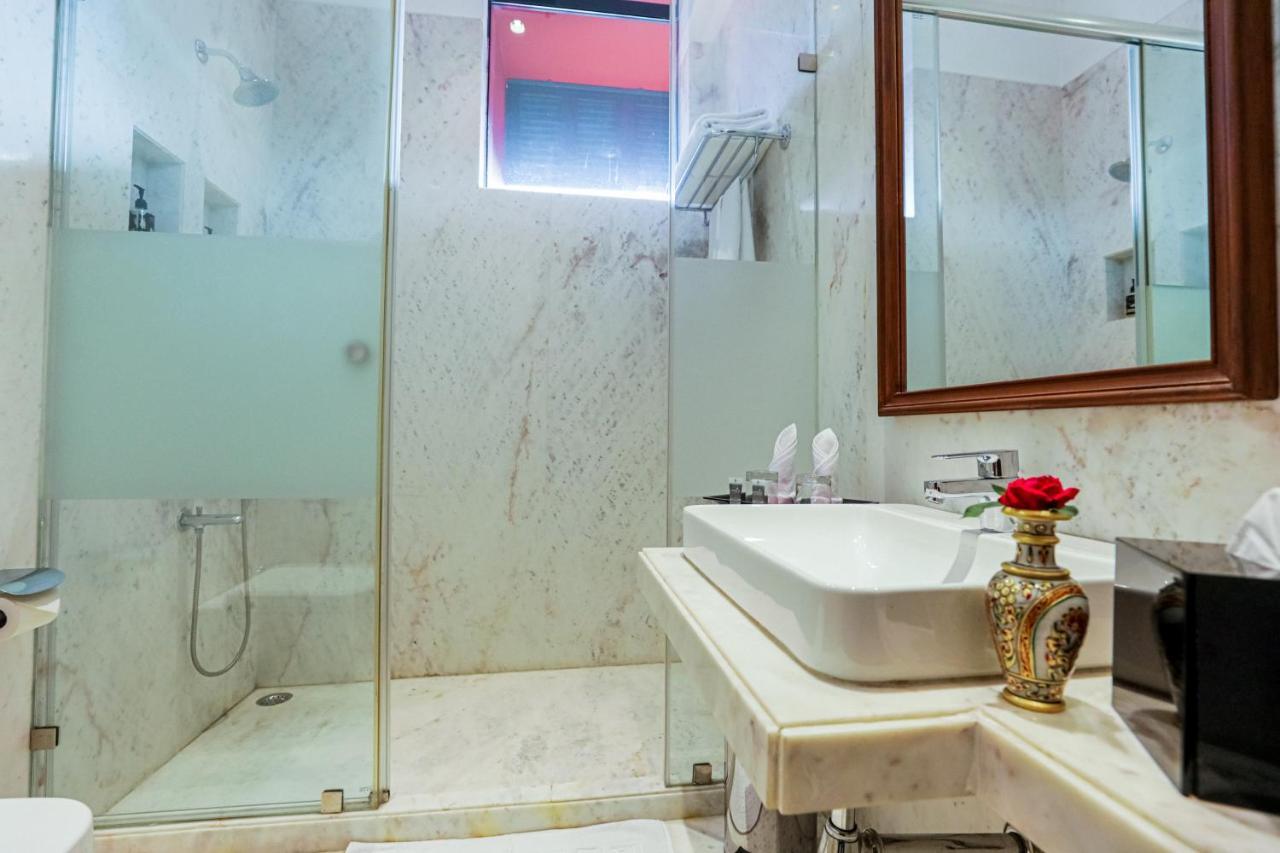 Gulab Kothi By Royal Orchid Hotels Limited Варанаси Экстерьер фото